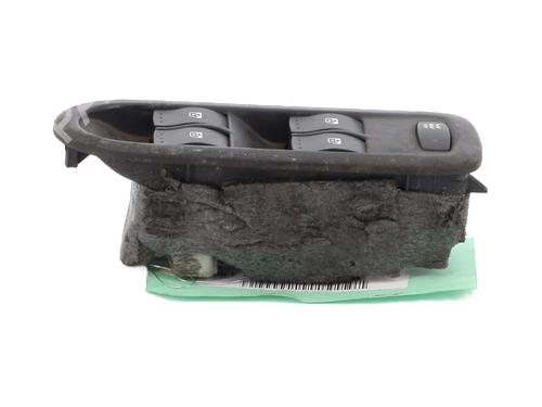 Left front window switch RENAULT MEGANE II (BM0/1_, CM0/1_) 1.5 dCi (BM02, BM13, BM2A, CM02, CM13) | BP28283530I27 