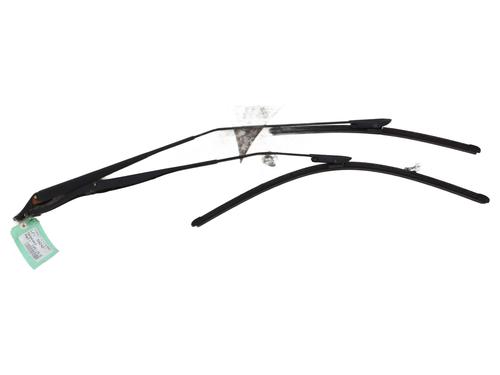 Used Front windshield wiper arm RENAULT CLIO III (BR0/1, CR0/1) 1.2 16V Hi-Flex (BR1U, CR1U) (75 hp) 25407705