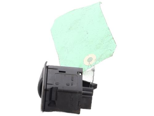 Used Right rear window switch Right rear window switch MERCEDES-BENZ B-CLASS Sports Tourer (W245) B 180 CDI (245.207) (109 hp) 21798408 21798408