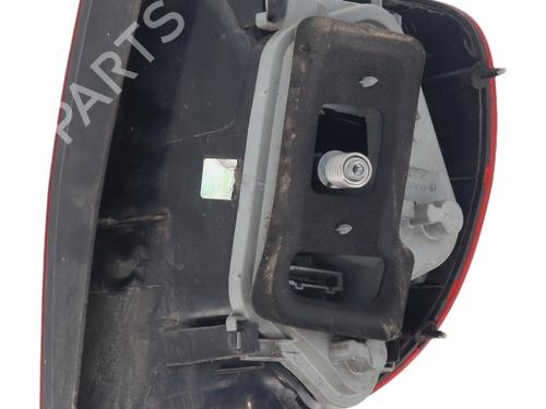 left-taillight-vw-fox-hatchback-5z1-5z3-5z4-2003-2004-2005-2006-2007-2008-2009-2010-2011-2012-2013-2014-2015-35903231 main image