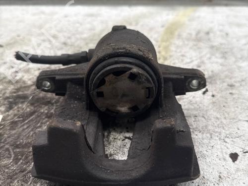 Used Left front brake caliper Left front brake caliper OPEL CORSA D (S07) 1.2 (L08, L68) (86 hp) 40440625 40440625
