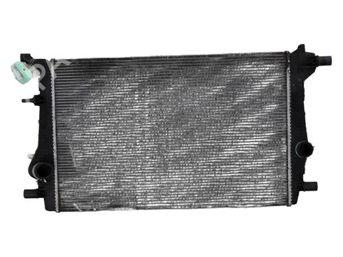 Used Water radiator Water radiator 23083083 23083083