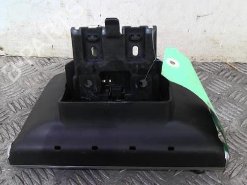 radio-citroen-c4-cactus-12-thp-110-1656266680-2014-20360934 main image