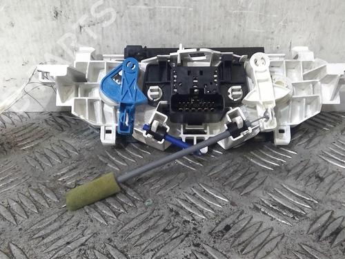 Climate control RENAULT TWINGO II (CN0_) 1.5 dCi 75 | BP20359811I5 - Image 4