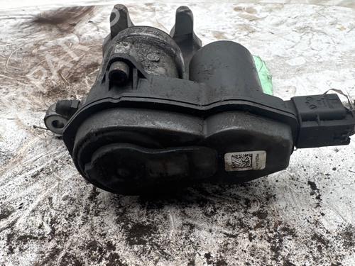 Used Left rear brake caliper Left rear brake caliper 38032639 38032639