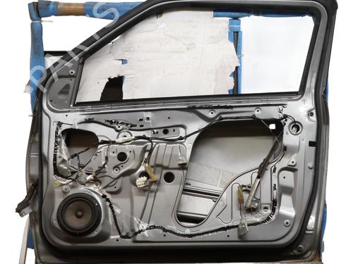 right-front-door-suzuki-swift-iv-fz-nz-2010-26648175 main image