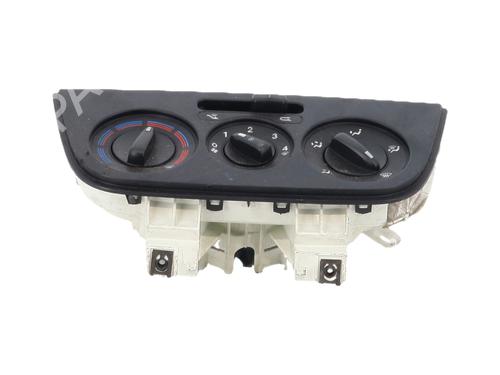 climate-control-peugeot-bipper-aa_-2008-36282051 main image