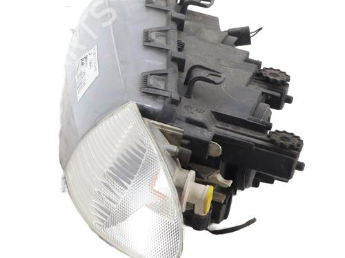 Left headlight BMW 3 (E46) 320 d | BP26606653C28 