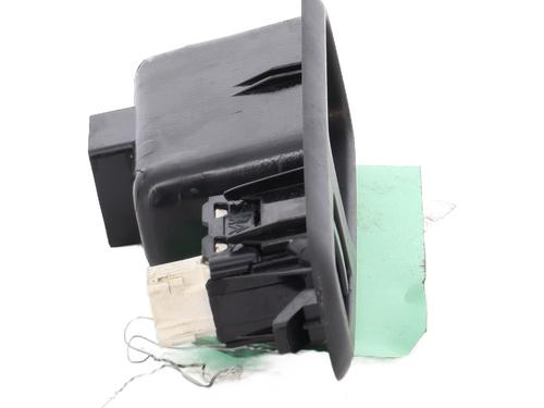 Left rear window switch CITROËN C3 III (SX) 1.6 BlueHDi 100 | BP29744384I29