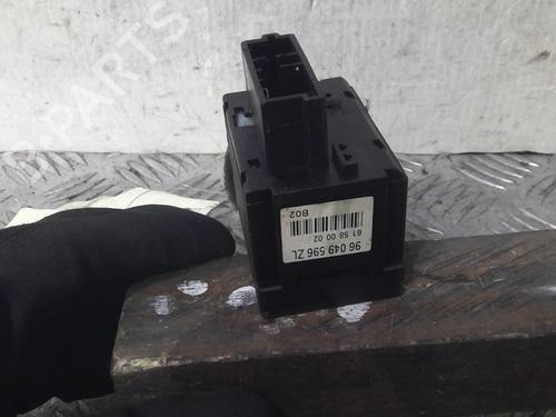 Used Steering column stalk PEUGEOT EXPERT Van (222) 2.0 HDI (94 hp) 20366458