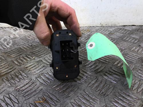 Used Left front window switch Left front window switch FORD FOCUS I (DAW, DBW) 1.8 TDCi (100 hp) 20353218 20353218