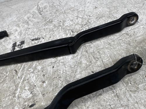 front-windshield-wiper-arm-renault-espace-iv-jk01_-2002-39957705 main image