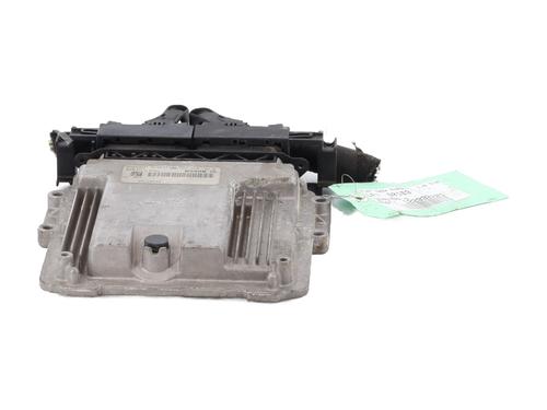 Used Engine control unit (ECU) Engine control unit (ECU) FIAT 500X (334_) 1.6 D Multijet (334AXA1B, 334AXA11) (120 hp) 33472161 33472161