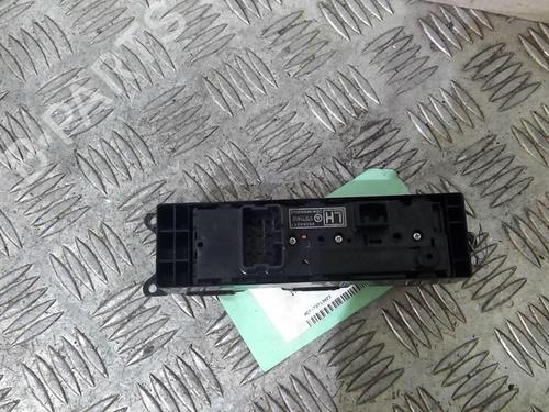 Used Left front window switch Left front window switch CITROËN C4 AIRCROSS 1.6 HDi 115 AWC (114 hp) 21798366 21798366