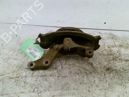 Used Right front steering knuckle Right front steering knuckle SUZUKI SWIFT III (MZ, EZ) 1.3 DDiS (RS413D) (75 hp) 33418760 33418760