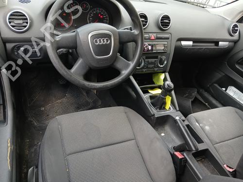 Front left door window AUDI A3 (8P1) 1.9 TDI | BP29196911C18 