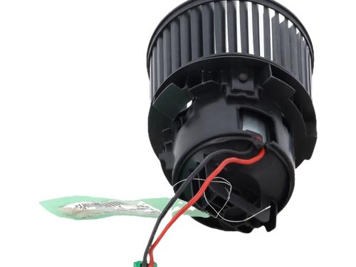 Used Heater blower motor Heater blower motor PEUGEOT 308 II (LB_, LP_, LW_, LH_, L3_) 1.6 BlueHDi 120 (120 hp) 38773945 38773945