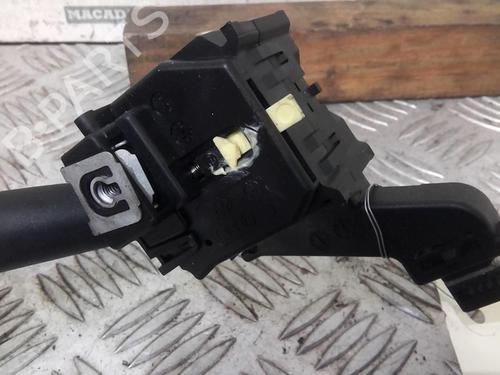 Switch VW GOLF V (1K1) 1.9 TDI | BP21816744I30 - Image 4