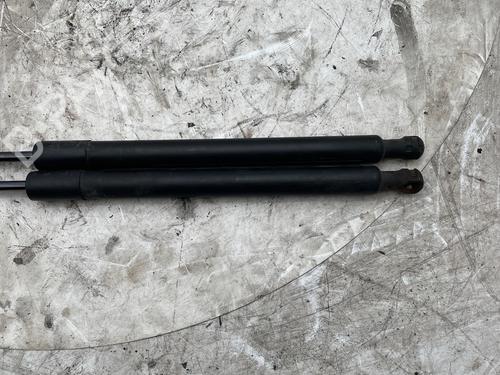 Used Tailgate lift support Tailgate lift support 37635937 37635937