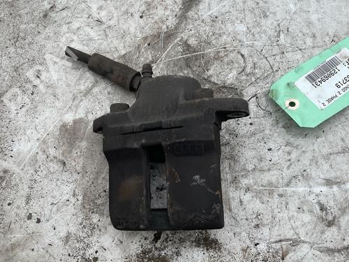 Used Right front brake caliper Right front brake caliper 37635841 37635841