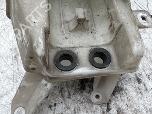 Sprinklertank Sprinklertank TOYOTA YARIS (_P13_) 1.4 D (NLP130_, NLP130) (90 hp) 36591346 36591346