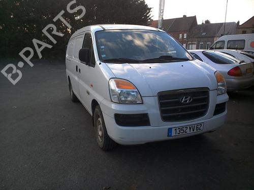 Left headlight HYUNDAI H-1 Van (A1) 2.5 CRDi | BP21816025C28 
