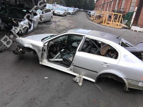 Rear axle SKODA OCTAVIA I (1U2) RS 1.8 T | BP31882921M2 