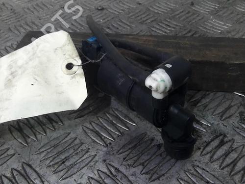 Used Washer pump Washer pump DACIA SANDERO II 1.0 SCe 75 (B8JC, B8JD, B8NC) (73 hp) 20353719 20353719
