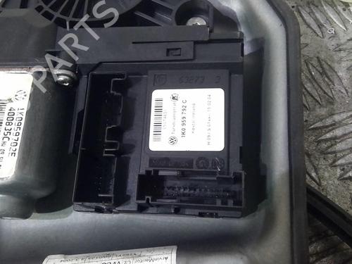 Used Front right window mechanism Front right window mechanism VW GOLF V (1K1) 2.0 SDI (75 hp) 20352196 20352196