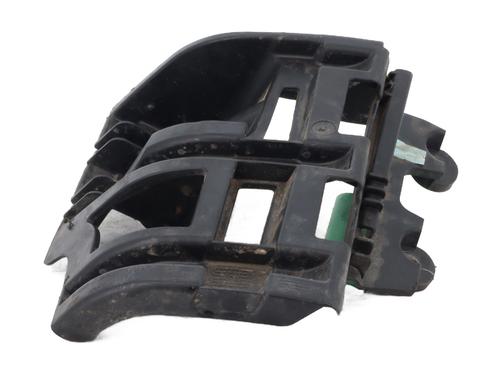 Kofangerbeslag bag PEUGEOT 5008 (0U_, 0E_) 1.6 HDi (114 hp) 31704553