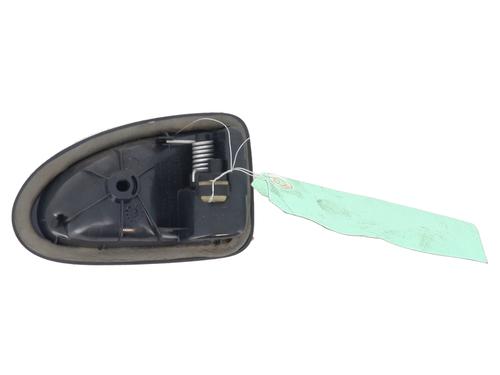 Used Rear right interior door handle Rear right interior door handle RENAULT CLIO II (BB_, CB_) 1.2 (BB0A, BB0F, BB10, BB1K, BB28, BB2D, BB2H, CB0A,... (58 hp) 30659658 30659658