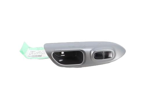 Used Right rear window switch NISSAN JUKE (F15) 1.5 dCi (110 hp) 20360644