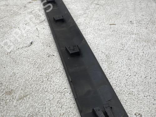 door-moulding-trim-peugeot-308-i-4a_-4c_-2007-2008-2009-2010-2011-2012-2013-2014-2015-2016-36423566 main image
