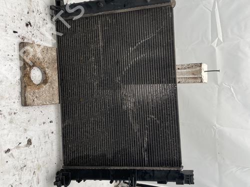 Used Water radiator Water radiator 38090061 38090061