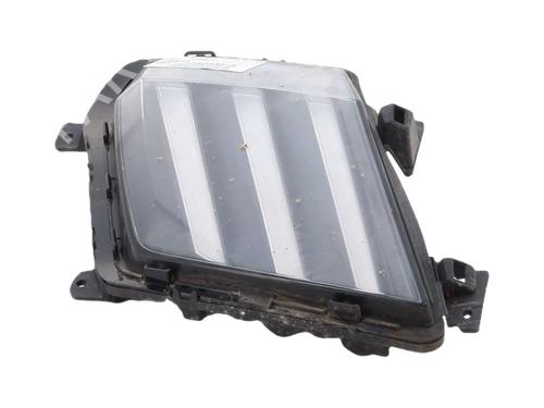 Used Right daytime light Right daytime light PEUGEOT 208 II (UB_, UP_, UW_, UJ_) 1.2 Hybrid 100 (101 hp) 40031181 40031181