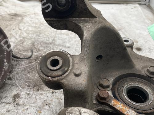 Right rear steering knuckle CADILLAC STS 3.6 | BP37743119M28 - Image 3