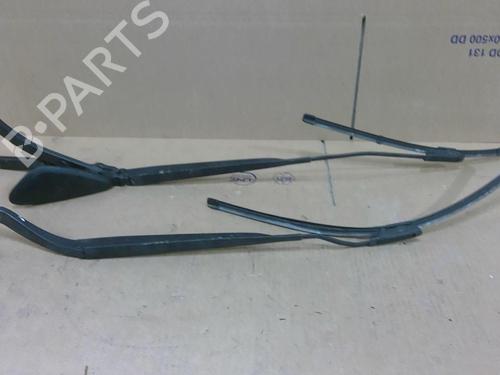 Used Front windshield wiper arm RENAULT SCÉNIC II (JM0/1_) 1.5 dCi (JM1E, JM16) (106 hp) 27221256