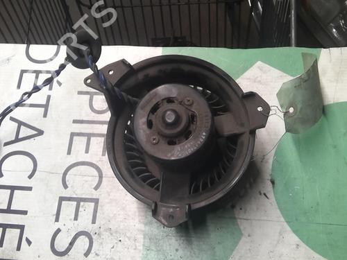 Heater blower motor CHRYSLER VOYAGER / GRAND VOYAGER III (GS_, NS_) 2.0 i | BP21816017M62