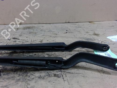 Front windshield wiper arm FORD FIESTA V (JH_, JD_) 1.3 | BP28212842C143 