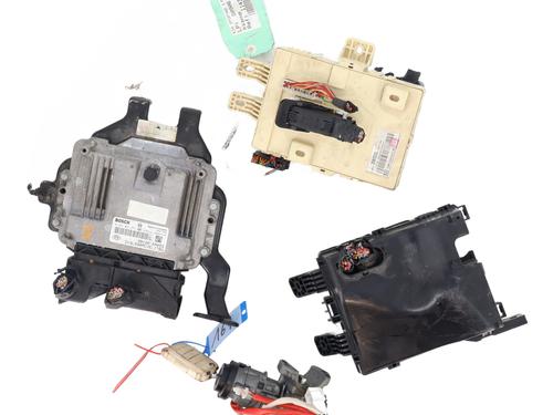 Used Electronic module KIA SPORTAGE III (SL) 1.7 CRDi (116 hp) 30446396