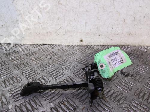 Used Hinge/Door check strap RENAULT MEGANE III Hatchback (BZ0/1_, B3_) 1.5 dCi (BZ09, BZ0D, BZ1W, BZ29, BZ14) (110 hp) 20358362