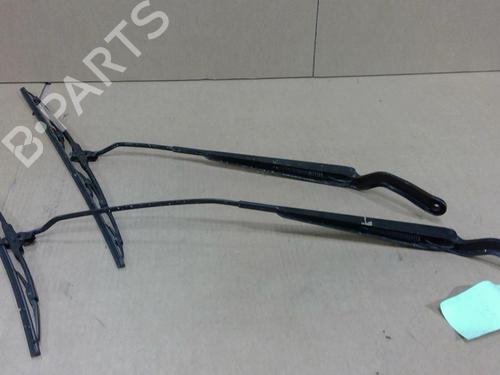 Front windshield wiper arm FORD FIESTA V (JH_, JD_) 1.4 TDCi | BP29082507C143 