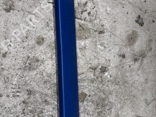 Used Door moulding trim Door moulding trim 38290275 38290275