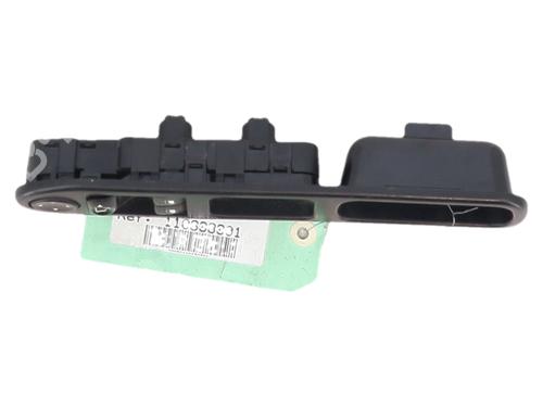 Left front window switch PEUGEOT 307 (3A/C) 2.0 HDi 90 | BP28283534I27 - Image 2