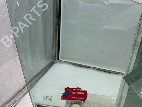Used Front right door window Front right door window RENAULT MEGANE II Estate (KM0/1_) [2003-2012] 34532630 34532630