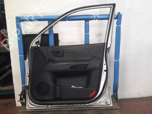 Right front door HYUNDAI TUCSON (JM) 2.0 CRDi All-wheel Drive | BP20355482C3