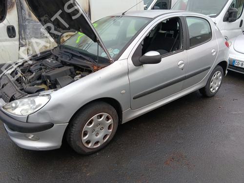 Brugte PEUGEOT 206 Hatchback (2A/C) 1.4 HDi eco 70 (68 hp) 4437728