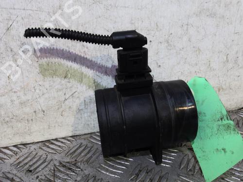 Used Mass air flow sensor Mass air flow sensor VW GOLF VI (5K1) 2.0 TDI (110 hp) 20365225 20365225