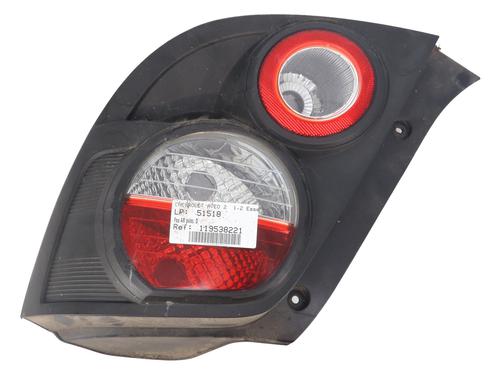 Used Right taillight CHEVROLET AVEO Saloon (T300) 1.2 (86 hp) 31818309