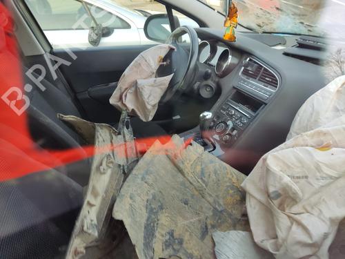 Front wiper motor PEUGEOT 5008 (0U_, 0E_) 2.0 HDi 150 / BlueHDi 150 | BP26011750M29 